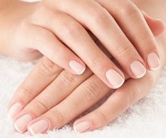 Дряблость кожи рук: причины, профилактика и лечение 