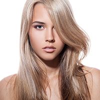 «Стеклянные волосы» – ламинирование, кератин, ботокс