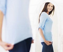 Сколько ты весишь у зеркала?